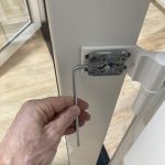 dr hahn scharnier afstellen